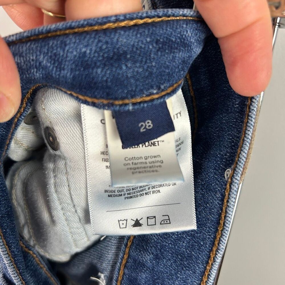 Citizens Of Humanity Palma Straight Raw Hem Jean in Ambry - Picture 10 of 10